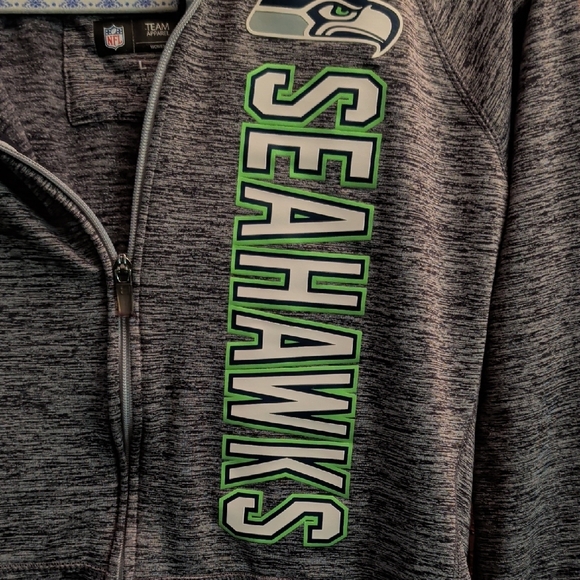 NFL Team  Seahawks Apparel Women's Gray Hoodie - Picture 5 of 5